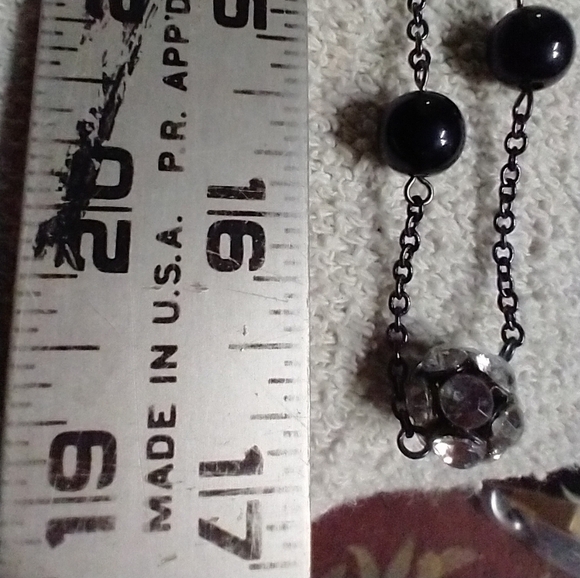 Black chain beads Aurora borealis rhinestone faux pearl necklace - Picture 2 of 4